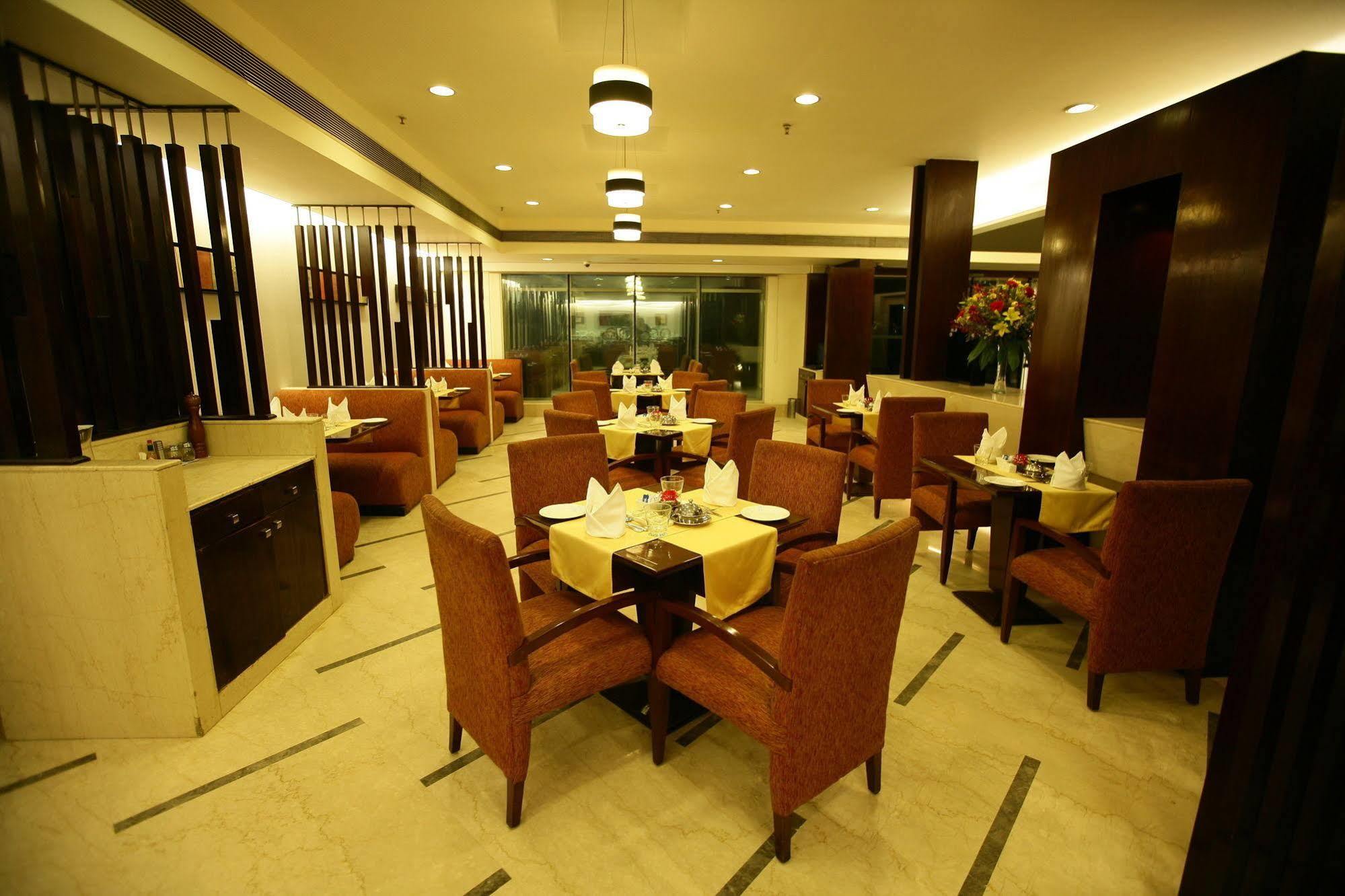 Muse Sarovar Portico Nehru Place New Delhi Eksteriør billede